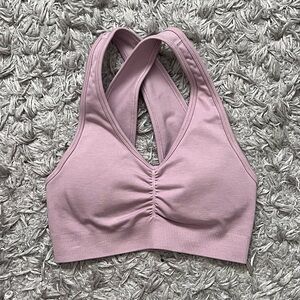 Alphalete amplify sports bra in viola
